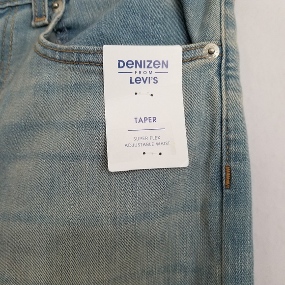 NWT Denizen Levi's Light Wash Taper Jeans Size 16 Regular - Picture 4 of 11